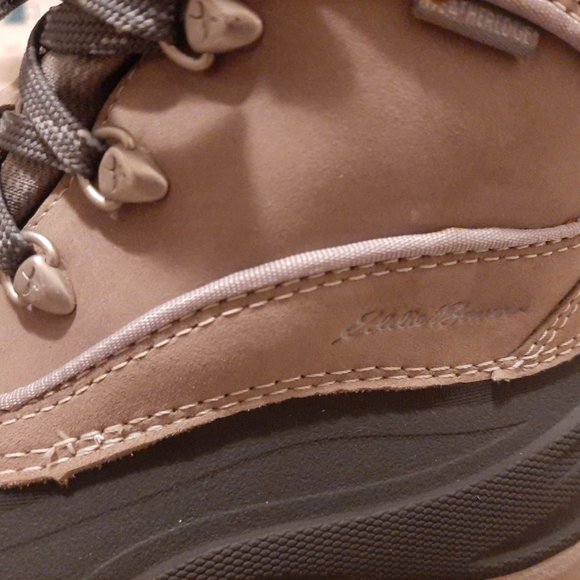 Gently Worn - Eddie Bauer Snowfoil Winter Boots for Sports and Cold Weather - Picture 6 of 10